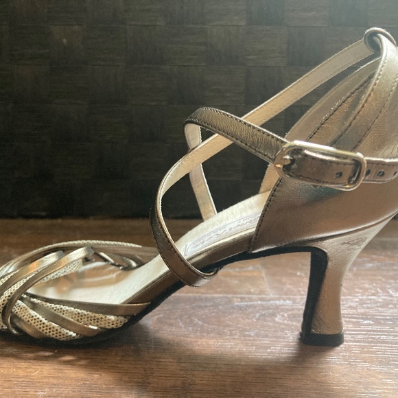Latin Ballroom Dance Shoes - Picture 5 of 8